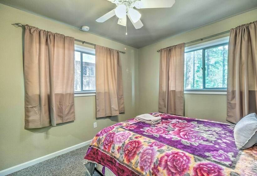 Peaceful  Little Doll House  Cabin W/ Grill!