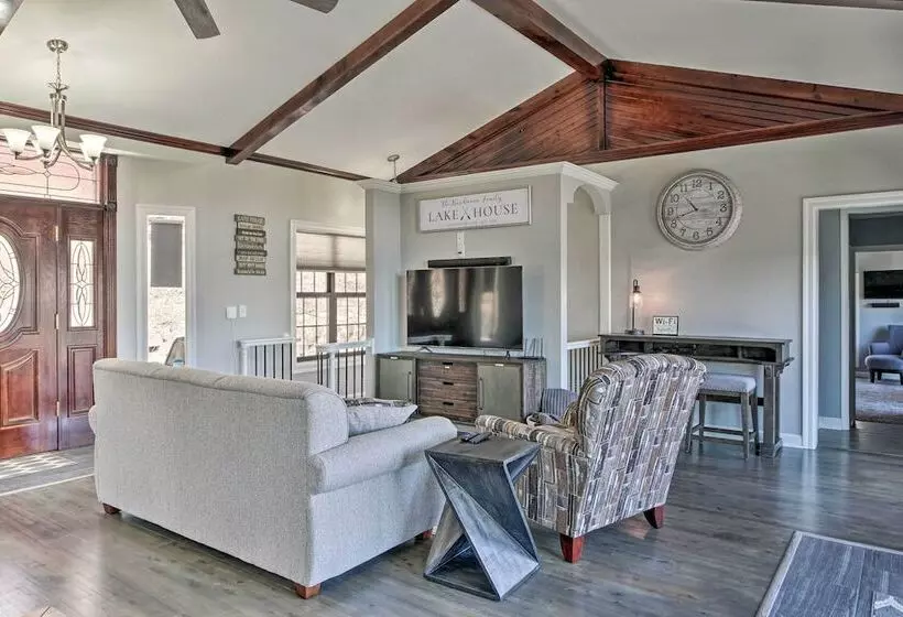 Branson Area Home W/ Decks & Grill < 1 Mi To Lake!