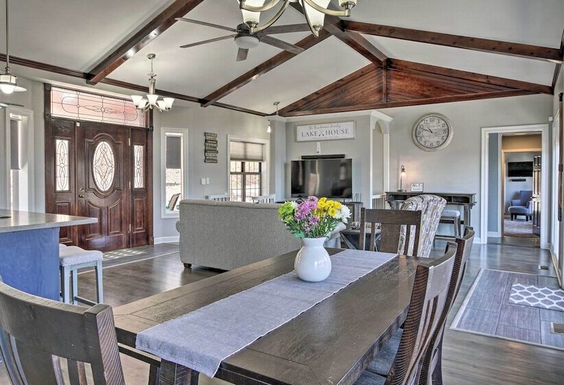 Branson Area Home W/ Decks & Grill < 1 Mi To Lake!