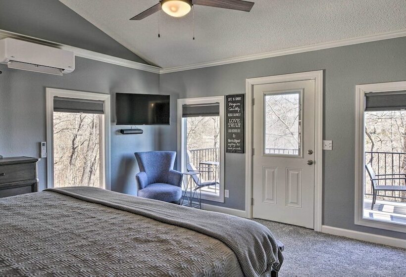 Branson Area Home W/ Decks & Grill < 1 Mi To Lake!