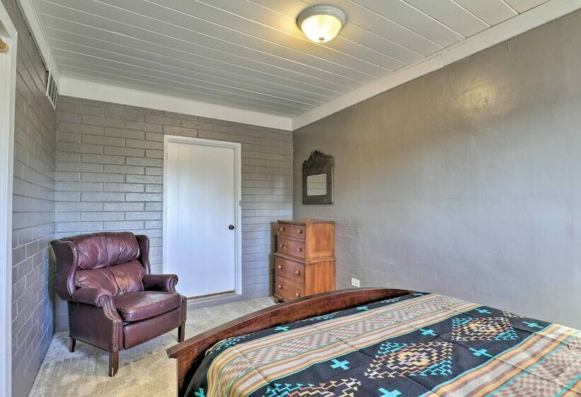 Petfriendly Tucson Oasis With Pool & Game Room!