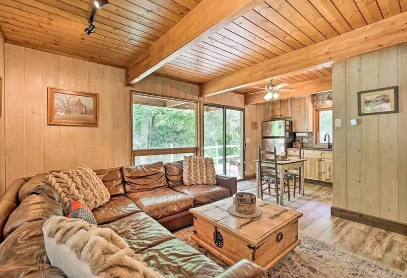 Quiet Max Meadows Cabin, 12 Acres Of Property