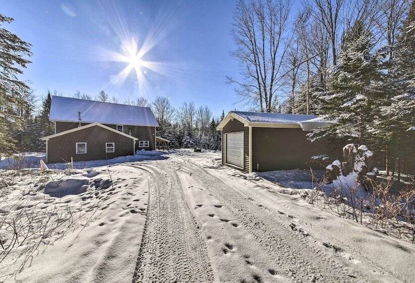 Rangeley Retreat Cabin Style Home: Lake Access