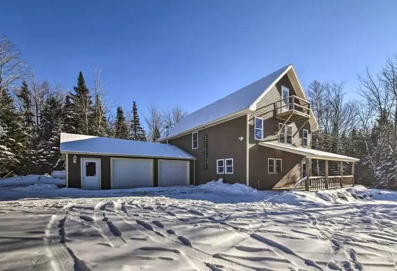 Rangeley Retreat Cabin Style Home: Lake Access