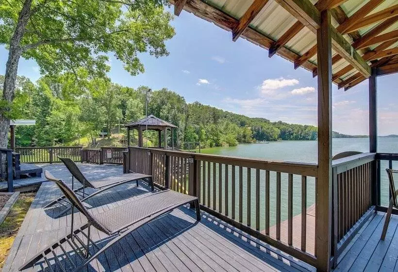 Dandridge Vacation Rental W/ Fishing Pier & Grill!