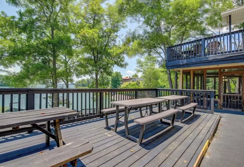 Dandridge Vacation Rental W/ Fishing Pier & Grill!