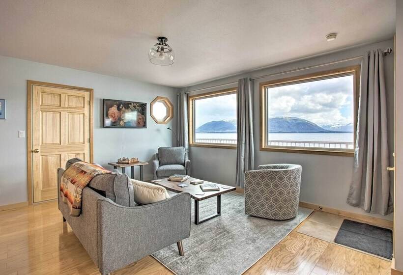 Remote Island Escape W/ Breathtaking Views