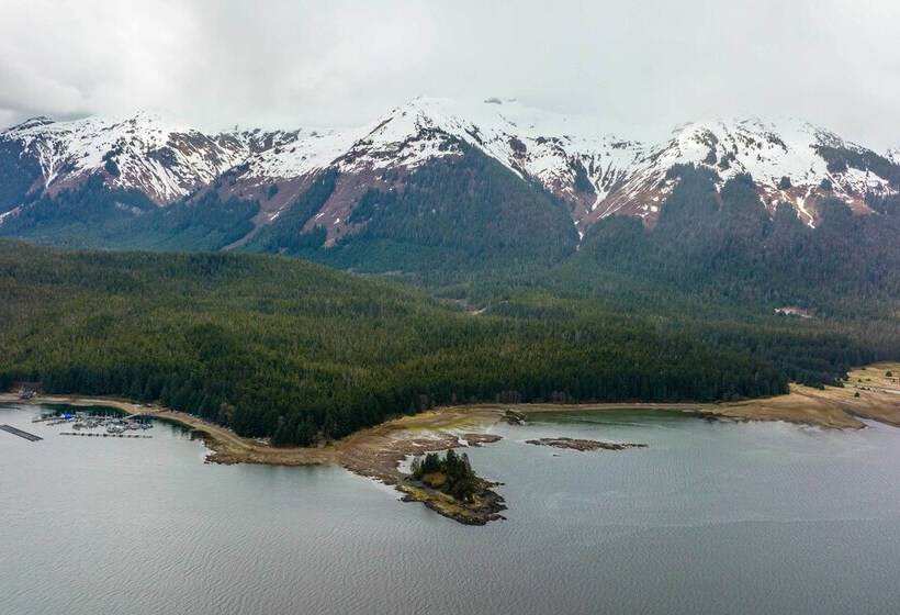 Remote Island Escape W/ Breathtaking Views