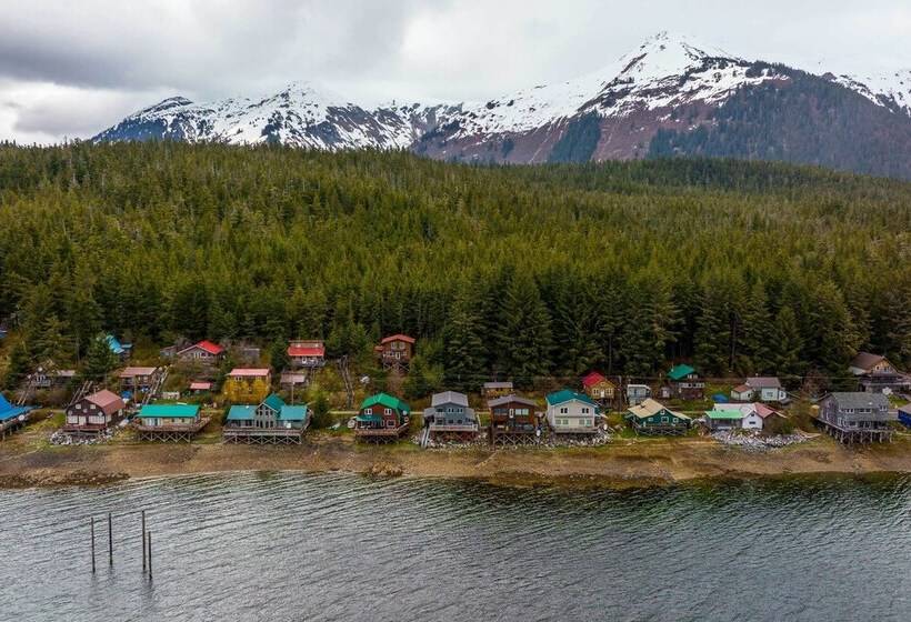 Remote Island Escape W/ Breathtaking Views