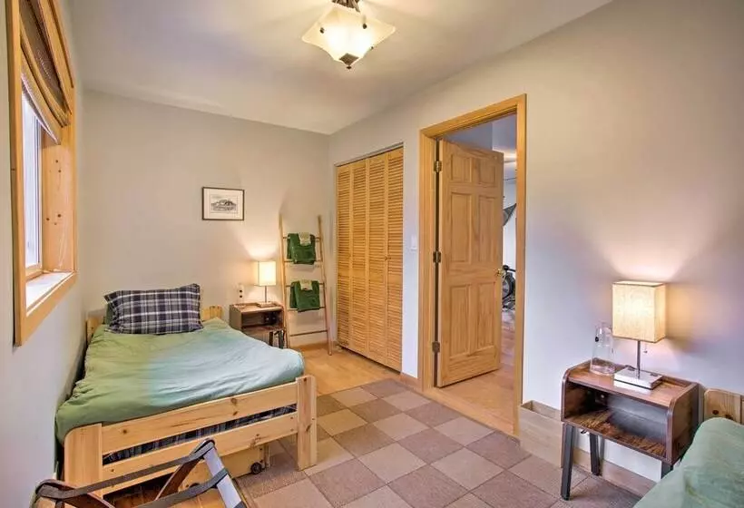 Remote Island Escape W/ Breathtaking Views