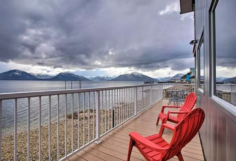 Remote Island Escape W/ Breathtaking Views