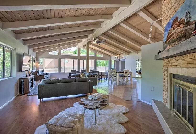 Sedona Hideaway W/ Swim Spa & Private Tavern!