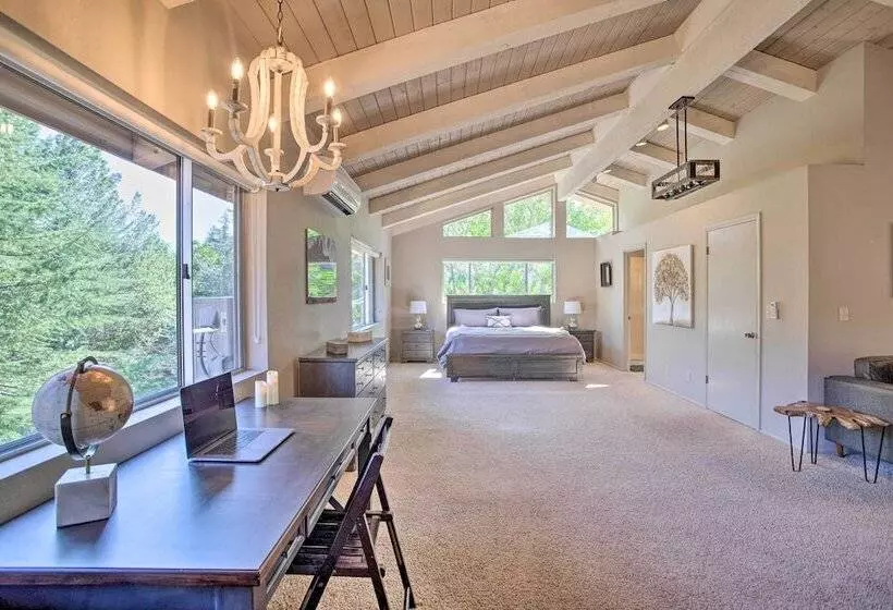 Sedona Hideaway W/ Swim Spa & Private Tavern!