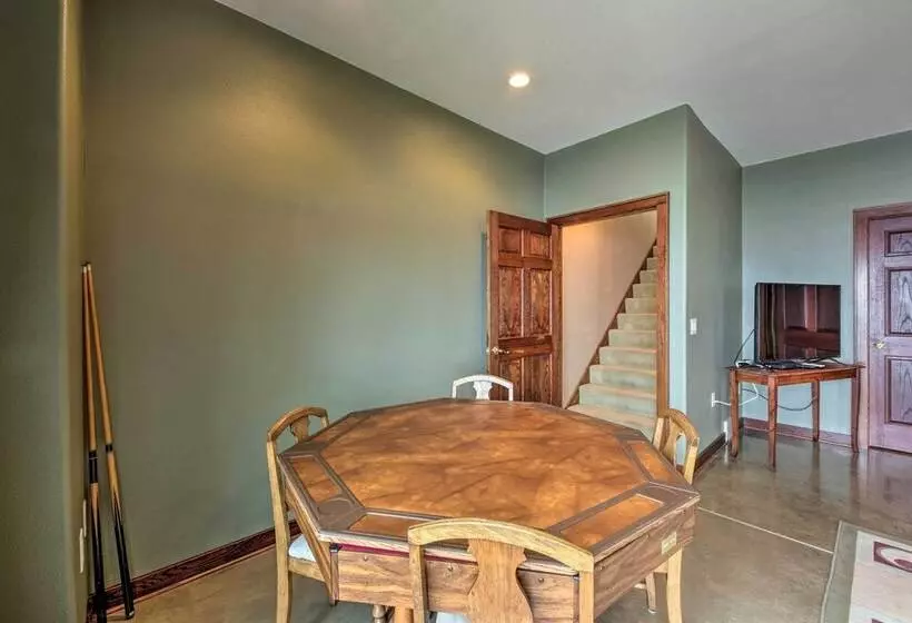 Spacious Edgerton Home W/ Private Beach & Views!