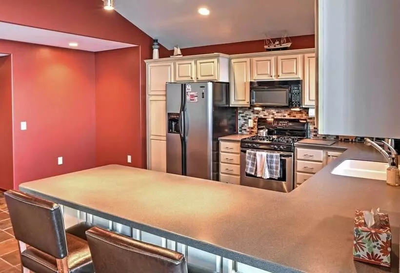 Spacious Edgerton Home W/ Private Beach & Views!