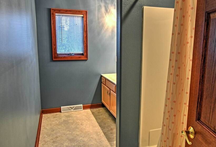 Spacious Edgerton Home W/ Private Beach & Views!