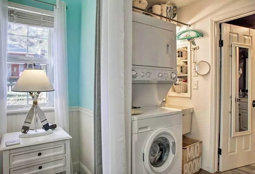 The Lake House In Rathdrum W/beach & Fire Pit