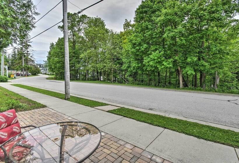 Walkable Lake Elkhart Apt: Dine, Shop, Swim!