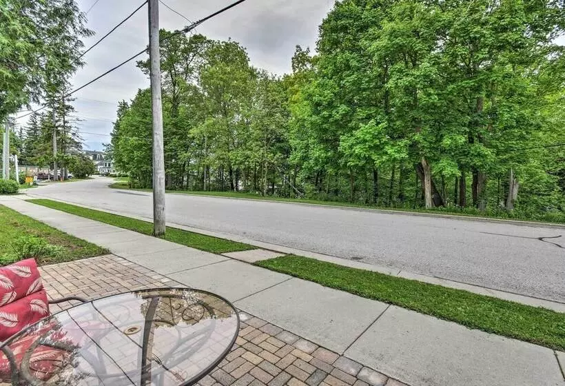 Walkable Lake Elkhart Apt: Dine, Shop, Swim!