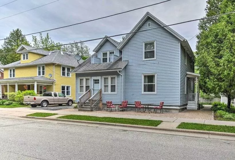 Walkable Lake Elkhart Apt: Dine, Shop, Swim!