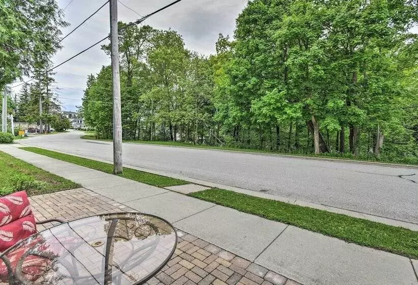 Walkable Lake Elkhart Apt: Dine, Shop, Swim!