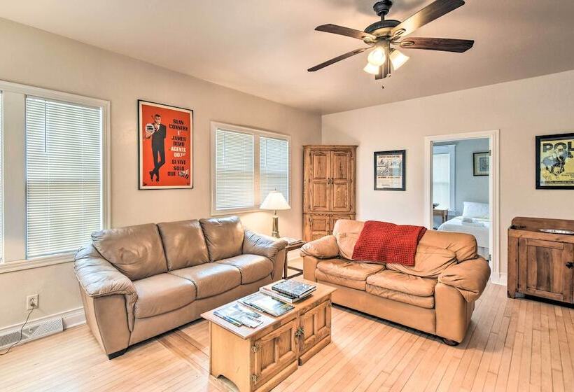 Walkable Lake Elkhart Apt: Dine, Shop, Swim!