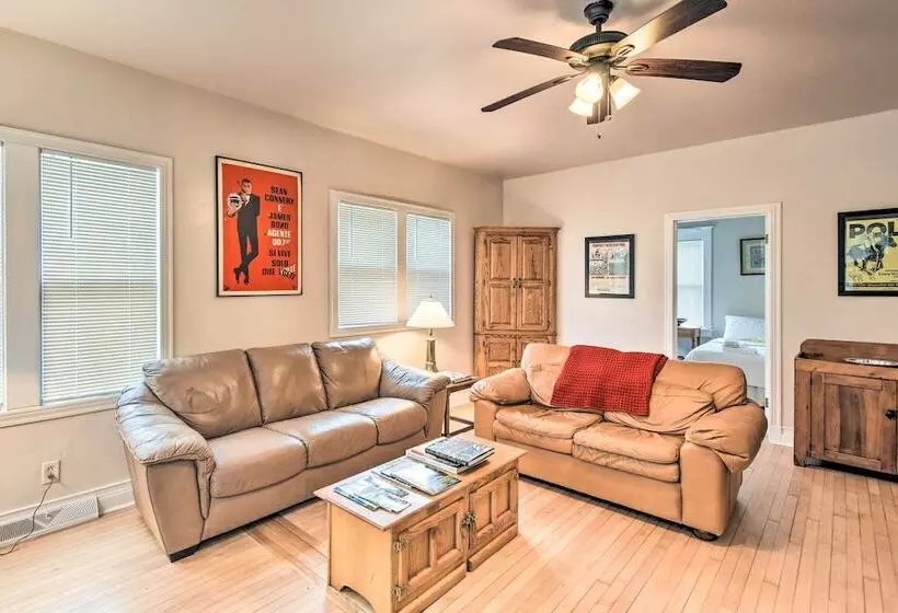 Walkable Lake Elkhart Apt: Dine, Shop, Swim!