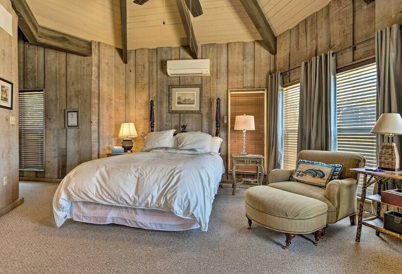 Waterfront Home On Perdido Bay: Private Dock, View