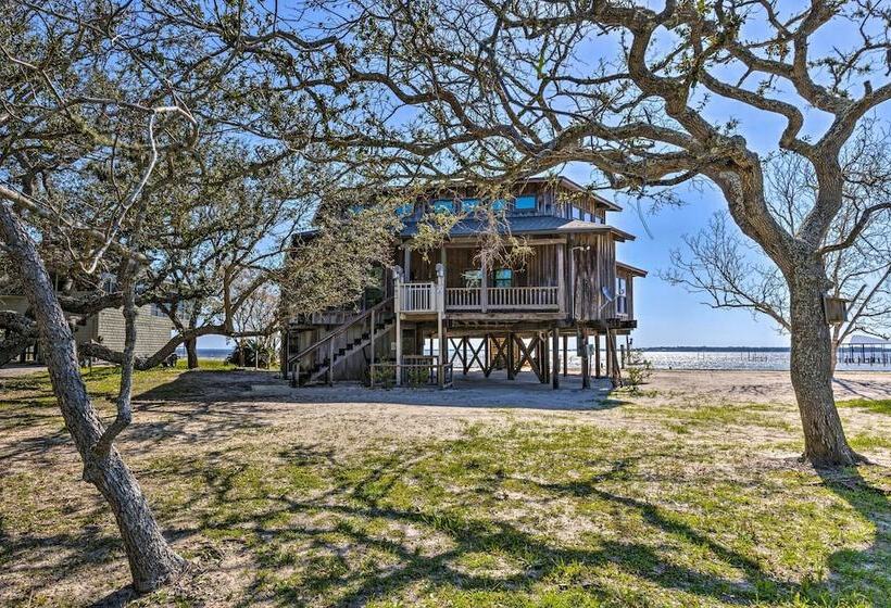Waterfront Home On Perdido Bay: Private Dock, View