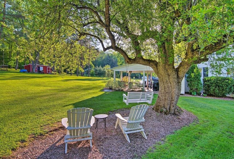 3 Acre Lodge W/ Snowmobile & Four Wheeling Trails