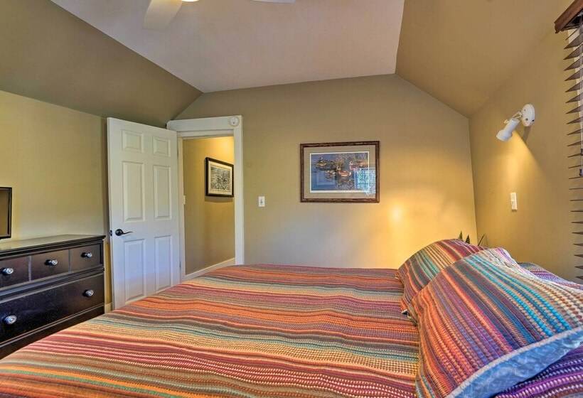 3 Acre Lodge W/ Snowmobile & Four Wheeling Trails