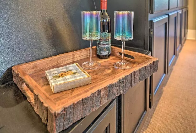 3 Acre Lodge W/ Snowmobile & Four Wheeling Trails