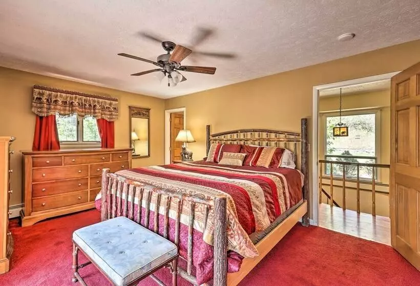 40 Acre Ski Retreat W/ Hot Tub In Banner Elk!