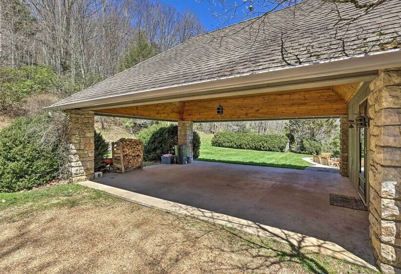 40 Acre Ski Retreat W/ Hot Tub In Banner Elk!