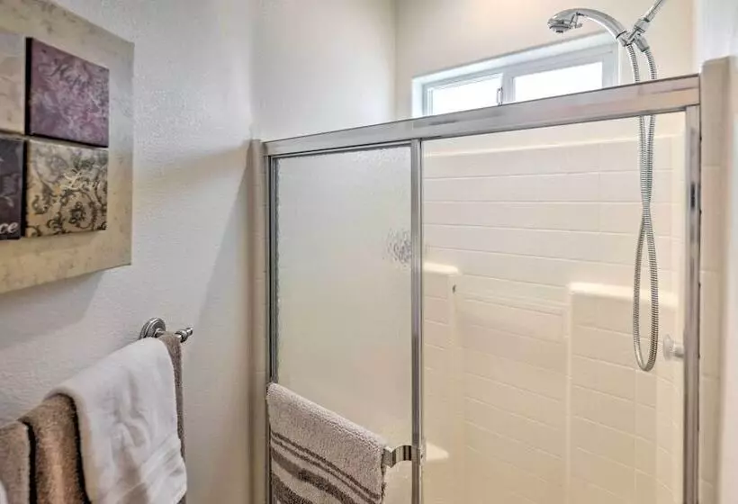 Adobe Oasis In Bullhead City W/ Private Pool!