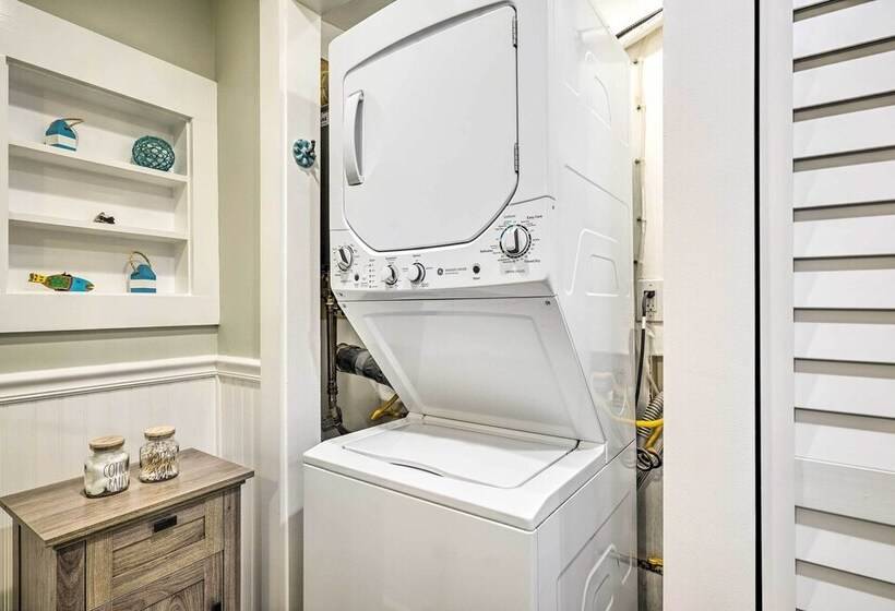 Belmar Cottage W/ Deck & Fire Pit!