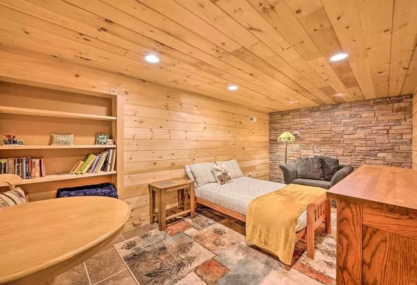 Carroll Log Cabin W/ Deck < 9 Mi To Bretton Woods!