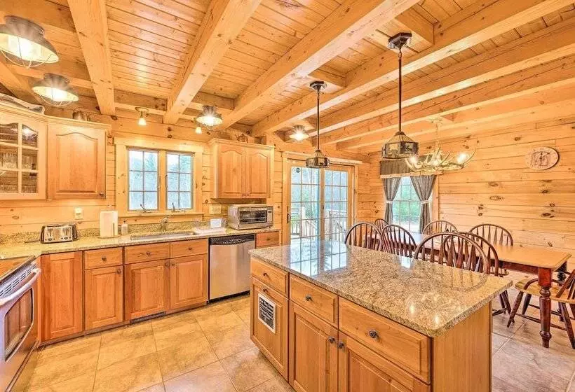 Carroll Log Cabin W/ Deck < 9 Mi To Bretton Woods!