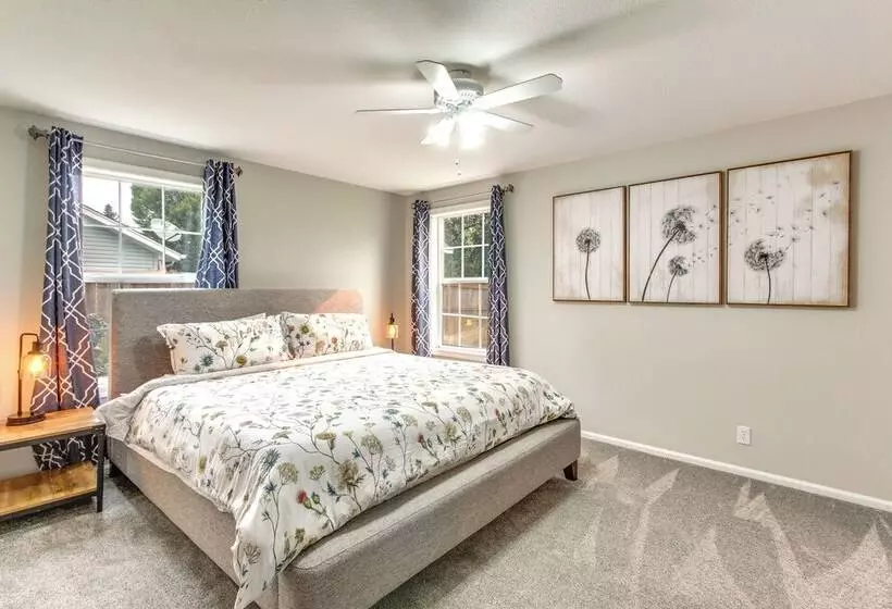 Charming Eugene Home W/ Fire Pit: 8 Mi To Uo!