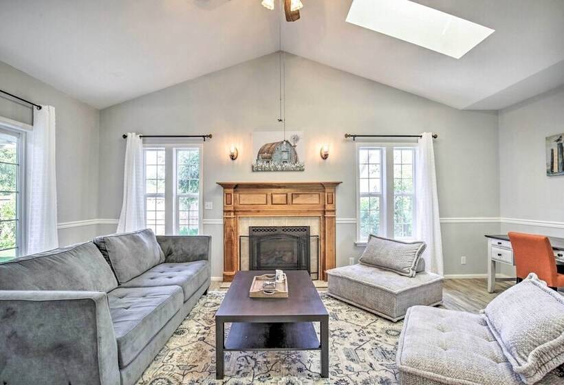 Charming Eugene Home W/ Fire Pit: 8 Mi To Uo!