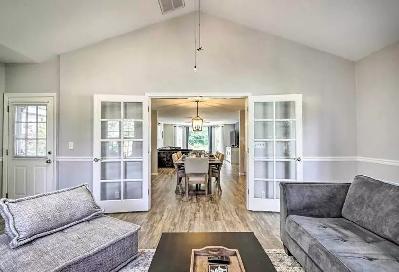 Charming Eugene Home W/ Fire Pit: 8 Mi To Uo!