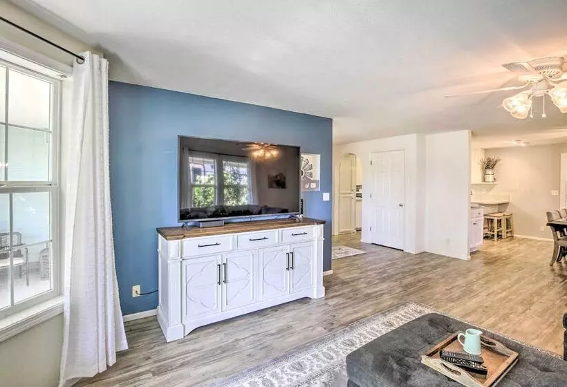 Charming Eugene Home W/ Fire Pit: 8 Mi To Uo!