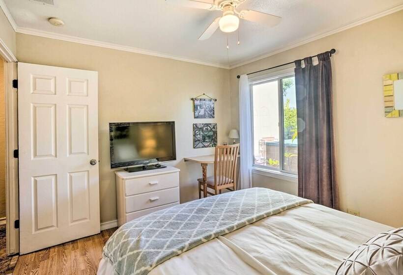 Charming Laguna Hills Home W/ Private Hot Tub