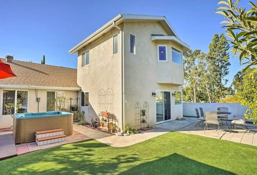 Charming Laguna Hills Home W/ Private Hot Tub