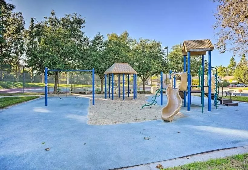 Charming Laguna Hills Home W/ Private Hot Tub