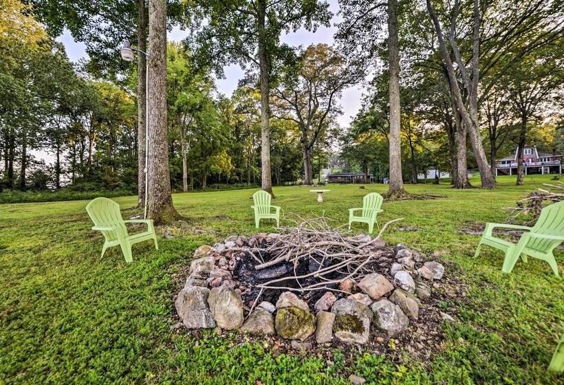 Charming Lakefront Home W/ Grill & Fire Pit!