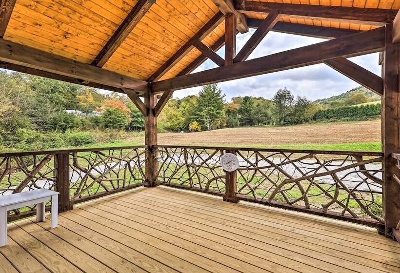 Newland Retreat W/ Creek, Near Hiking + Wineries!