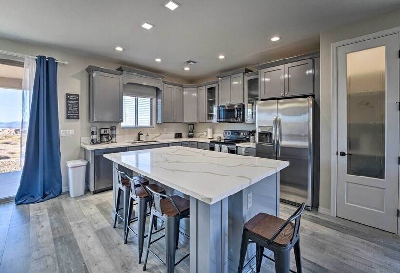 Cozy Bullhead City Home W/ Grill, 3 Mi To Co River