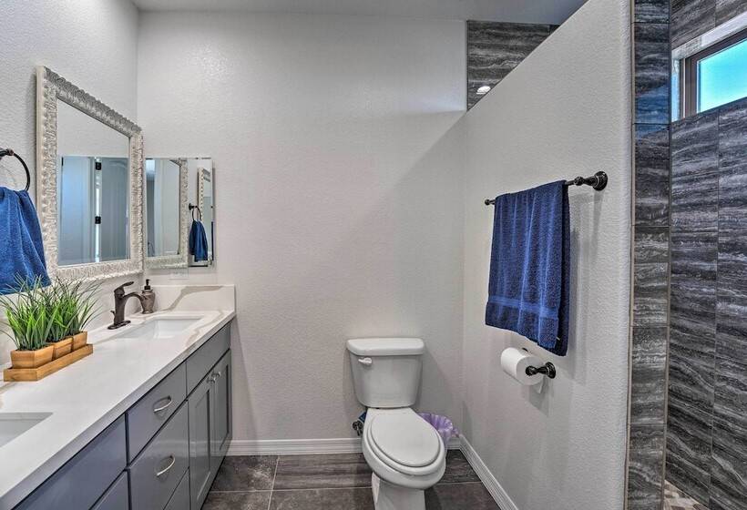 Cozy Bullhead City Home W/ Grill, 3 Mi To Co River