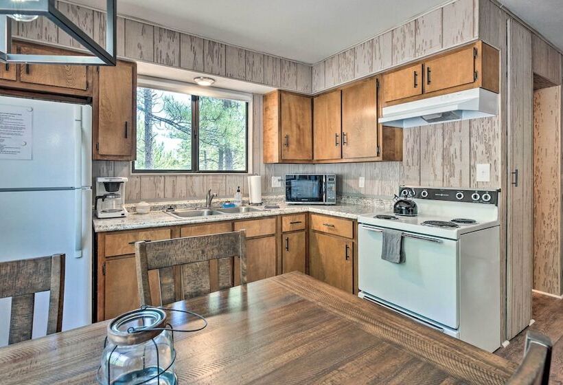 Cozy Cabin Near Colorado River: Hike, Bike & Ski